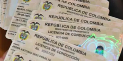 Cuidado es probable que su licencia de conducción esté vencida o próxima a vencer