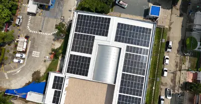 En enRuta impulsamos la movilidad sostenible con energ&iacute;a solar: m&aacute;s del 53% menos consumo y 61% de ahorro en costos energ&eacute;ticos